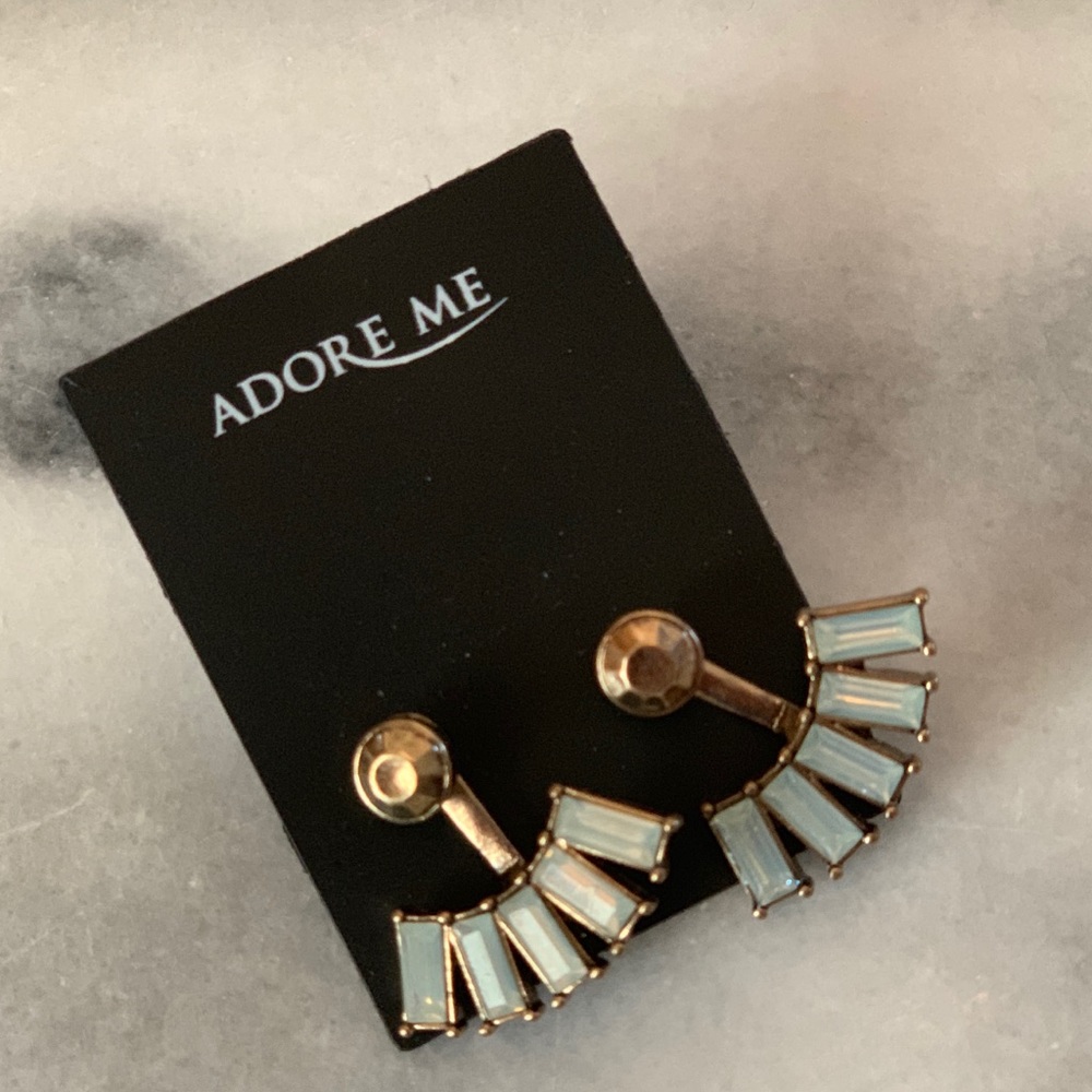 Gold earrings